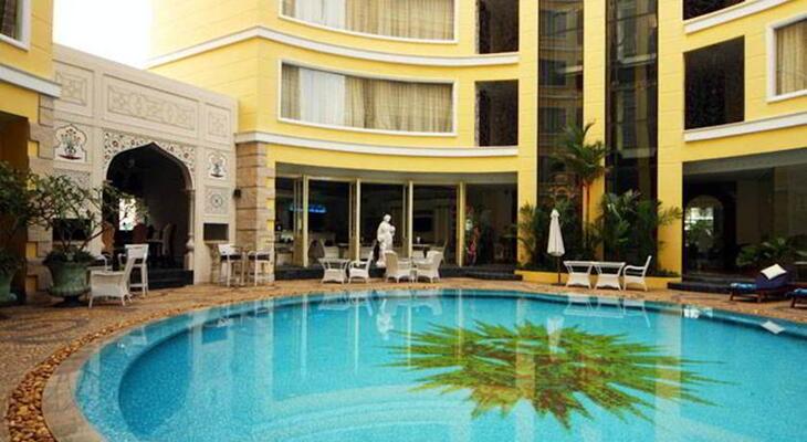 Four Seasons Place