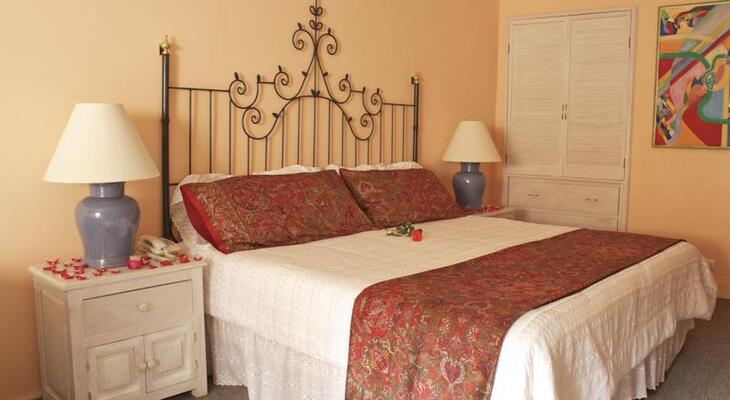 Villa Mirasol Hotel