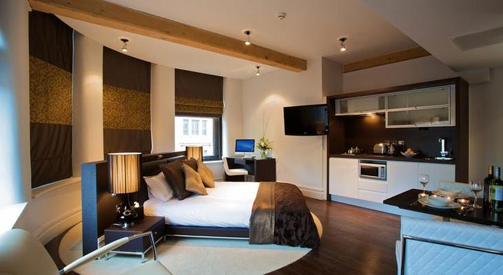 Roomzzz Aparthotel Manchester City