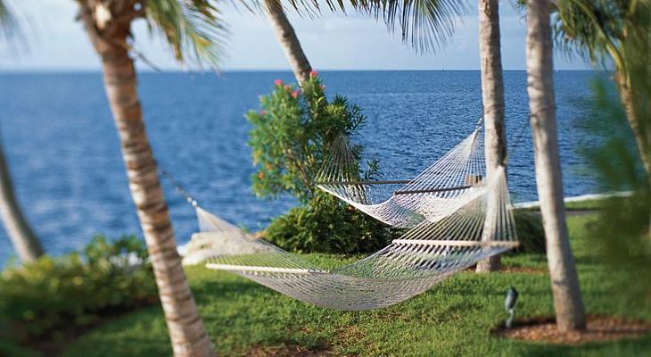 Palmeiras Beach Club at Grove Isle