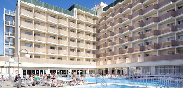 Hotel htop Royal Beach
