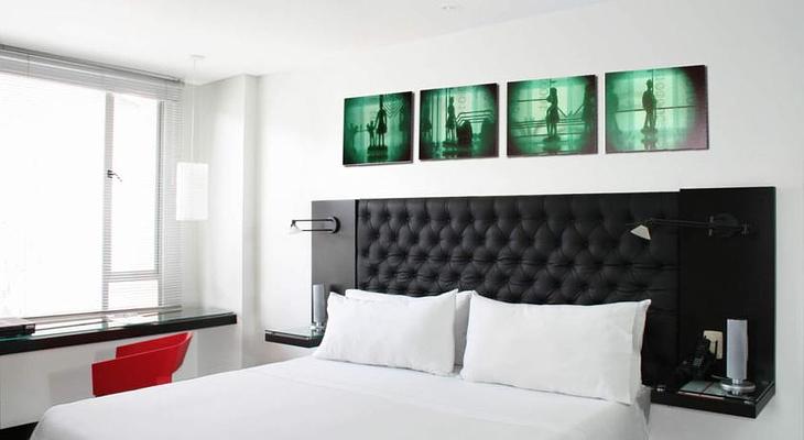 Hotel 104 Art Suites