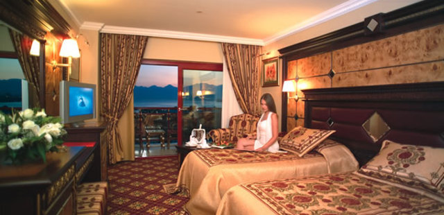 Club Hotel Sera