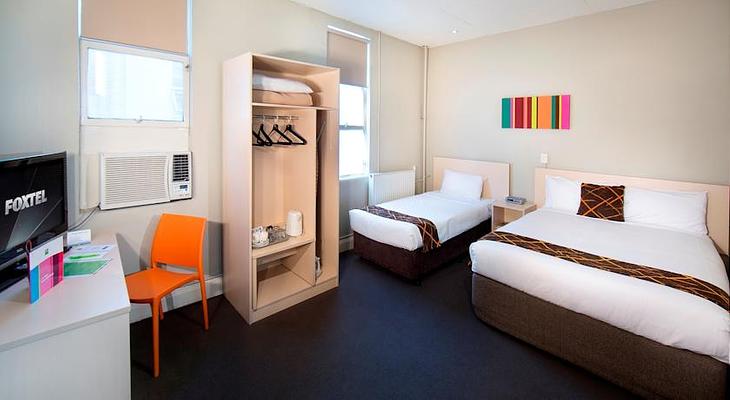 ibis Styles Kingsgate Hotel