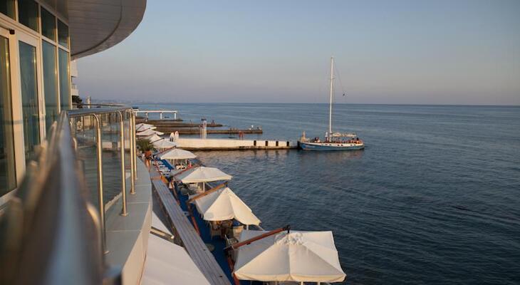 Sanremo Hotel by Undersun
