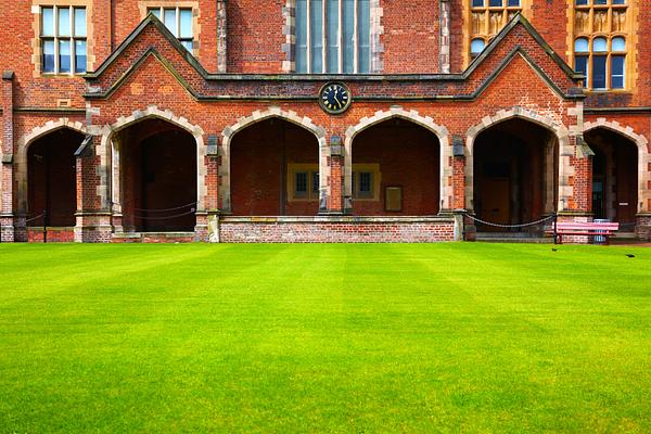 Queen's University