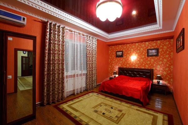 Grand Hotel