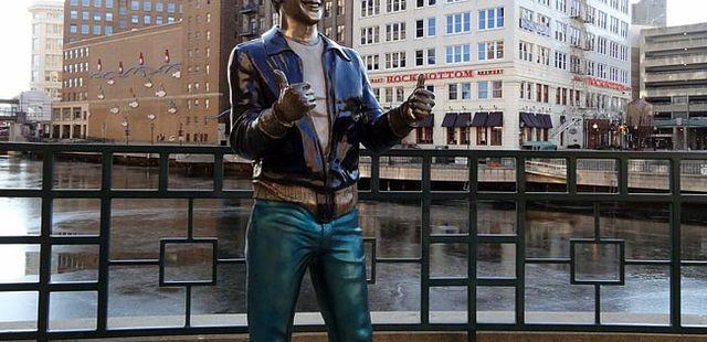 Bronze Fonz