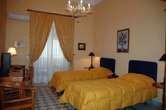 Palazzo Pantaleo B&B