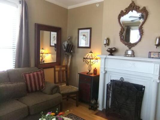 Morrill Mansion Bed & Breakfast