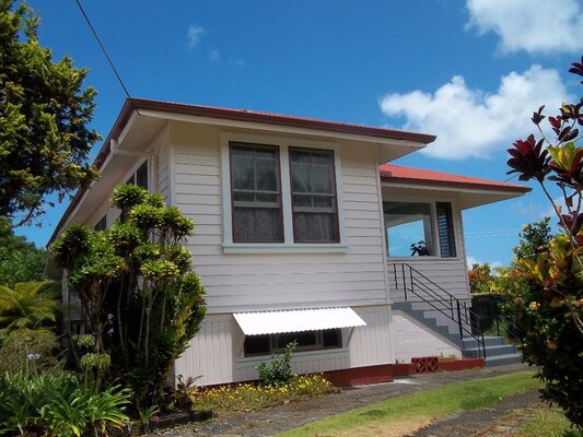 Akiko's Buddhist Bed And Breakfast