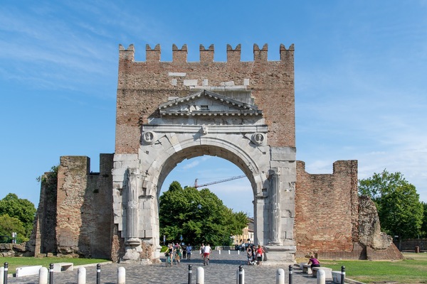 Arco d'Augusto