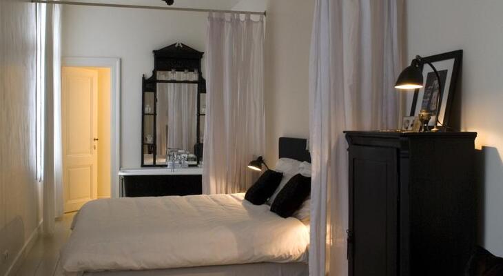 Boulevard Leopold Bed & Breakfast
