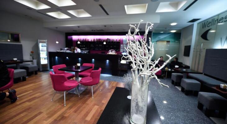Radon Plaza Hotel