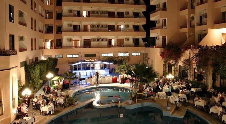 Empire Hotel