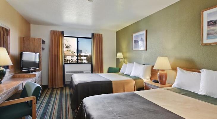 Ellis Island Hotel Super 8 Las Vegas