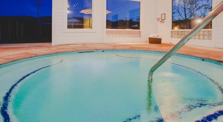 Calistoga Motor Lodge and Spa