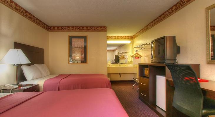 Econo Lodge Research Triangle Park