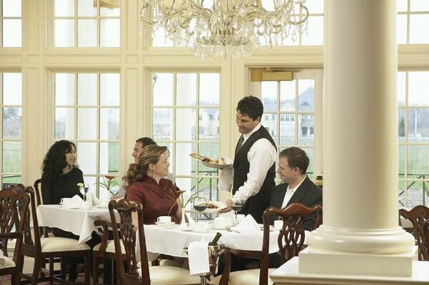 Riverbend Inn and Vineyard