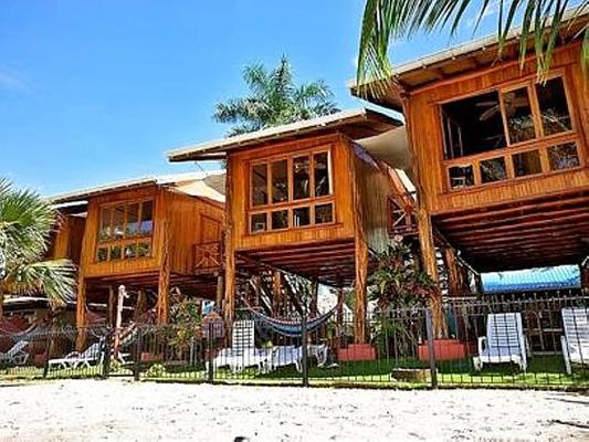 Samara Tree House Inn