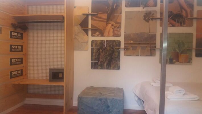 Daddy Long Legs Art Hotel