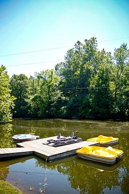 Inn On Crescent Lake