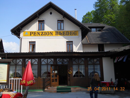 Bledec Youth Hostel