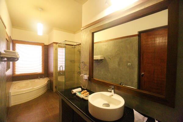 Chaarya Resort & Spa