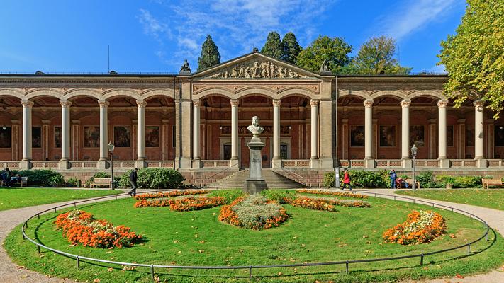 Pump Room (Trinkhalle)