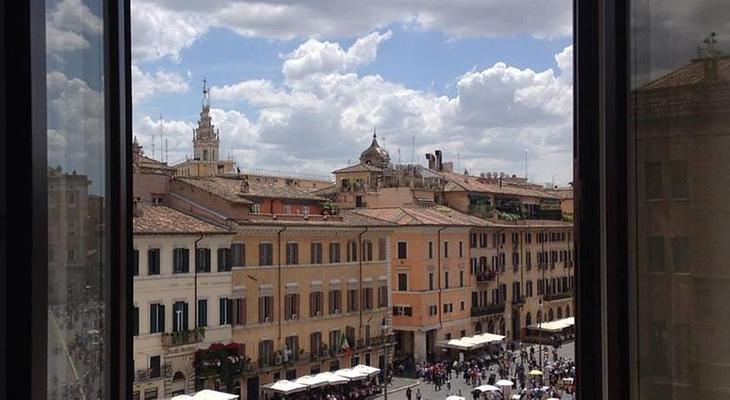 Navona 49