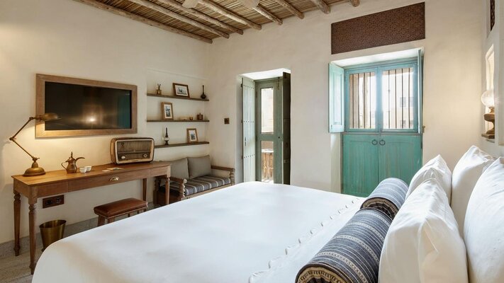 Al Seef Heritage Hotel Dubai, Curio Collection by Hilton