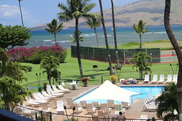 Maui Schooner Resort