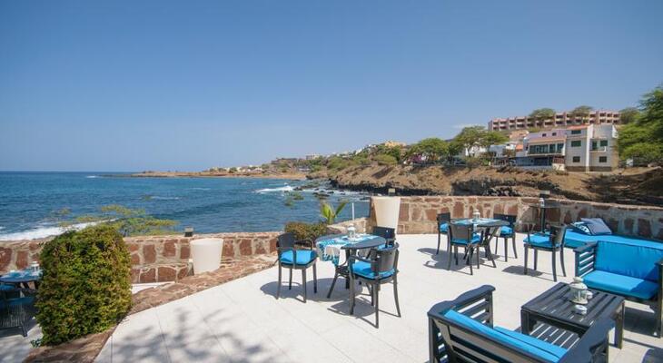 Hotel Oasis Praiamar