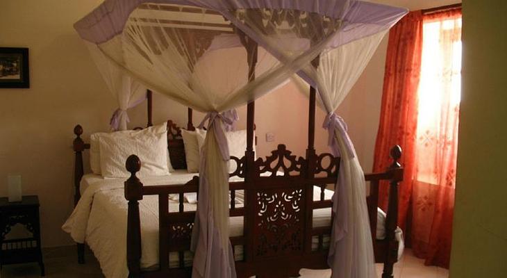 Stone Town Cafe and Bed & Breakfast