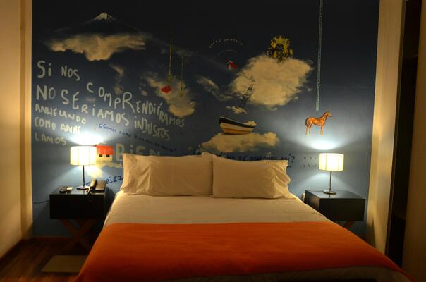 Sacha Mistol Art Hotel