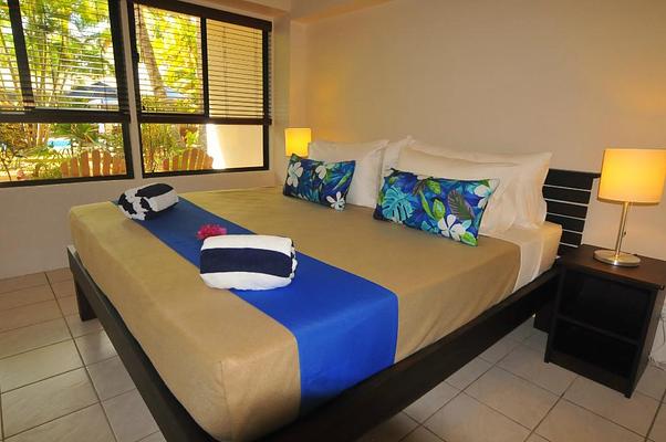 Oasis Palms Hotel
