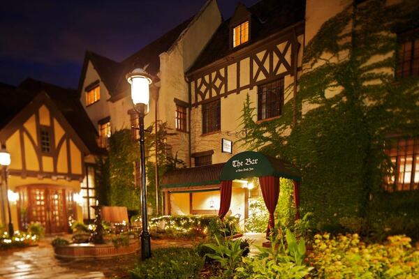 Deer Path Inn
