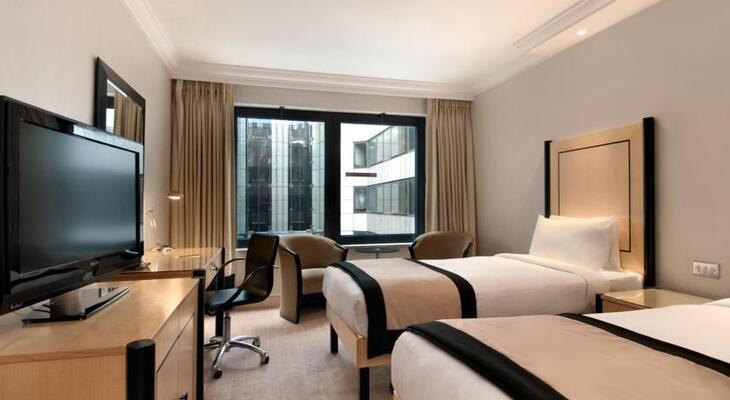 Hilton London Metropole
