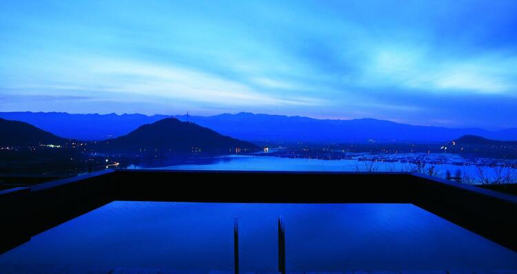 Vivanta Dal View