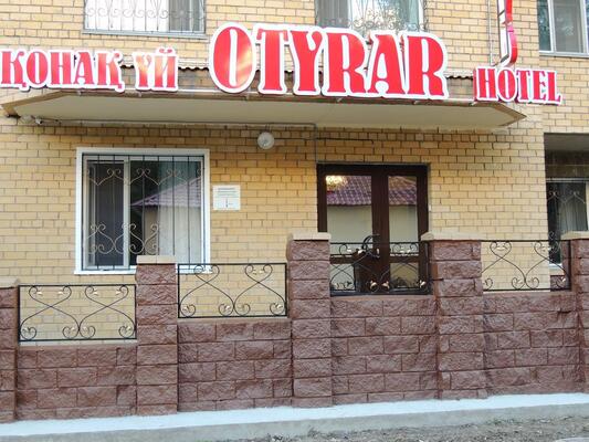 Otyrar
