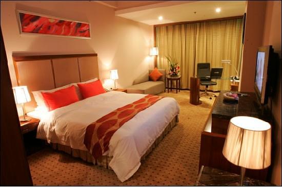 Trade-Point Hotel
