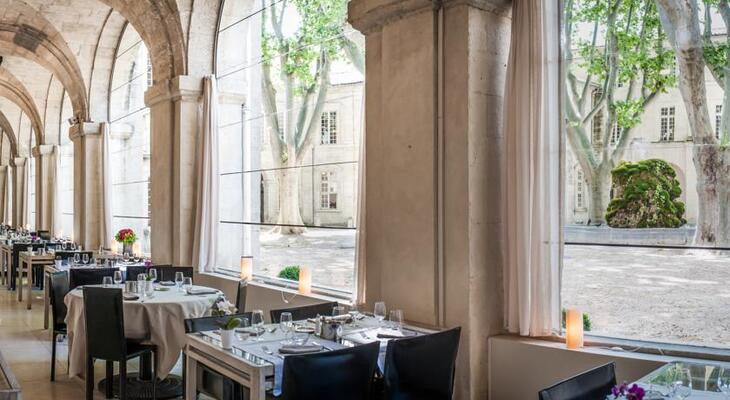 Hotel Cloitre Saint Louis