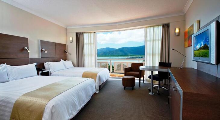 DoubleTree by Hilton Hotel Cairns