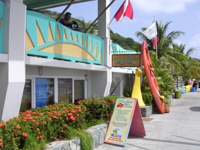 Hodge's Creek Marina Hotel