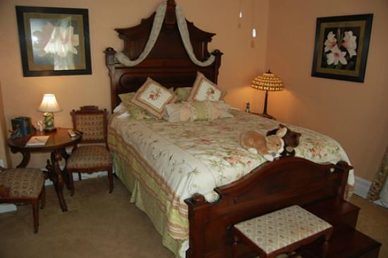 Lennox House Bed and Breakfast