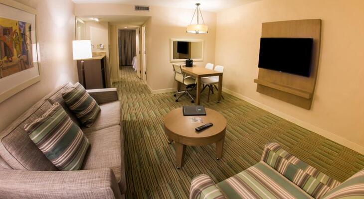 Embassy Suites by Hilton San Juan Hotel & Casino