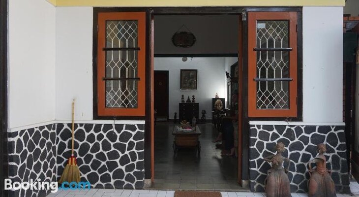Dewi Homestay
