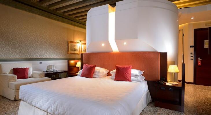 Ruzzini Palace Hotel