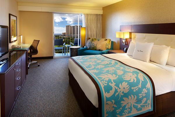 DoubleTree by Hilton Hotel Alana - Waikiki Beach