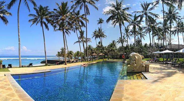 Candi Beach Resort & Spa